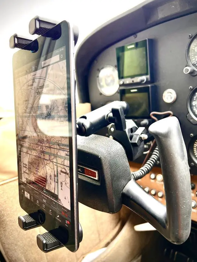 Alt view image 3 of 5 - FlightPro ProAviator Yoke Mount for iPad Pro 12.9", iPad Mini & Phones - for Pilots