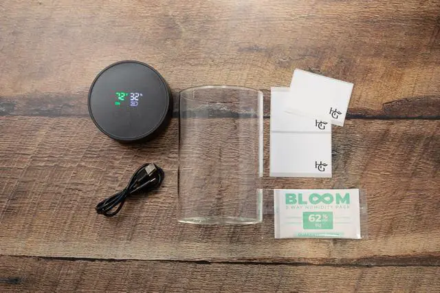 Alt view image 2 of 5 - Herb Guard Auto-Cure Smart Jar and Vacuum Seal Curing Jar with Built In Hygrometer (1 Liter / 2 Oz Capacity) Curing Kit & Child Resistant Container Keeps Herbs and Serving Spices Fresh for Months