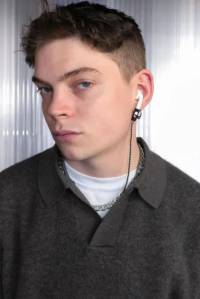 Alt view image 4 of 5 - Tapper Hematite Black Plated Rope Chain for AirPods & AirPods Pro