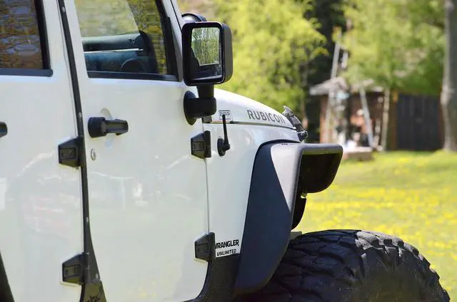 Alt view image 3 of 5 - Votex - Made in USA - 4 Inch Black Aluminum Antenna for Jeep Liberty (2002-2007)