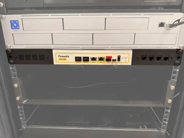 Alt view image 3 of 4 - Bartallama3D 1U Rackmount Kit for Firewalla Gold Pro (Black)