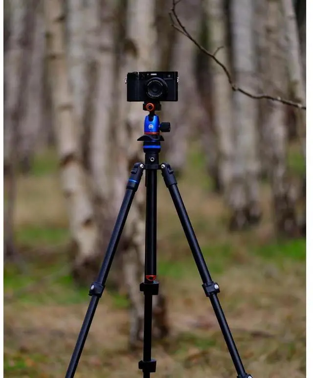 Alt view image 2 of 5 - 3 Legged Thing Patti 2.0 Flip Lock Tripod with AirHed Mini - Ocean Blue (PATTIBLUE2.0)