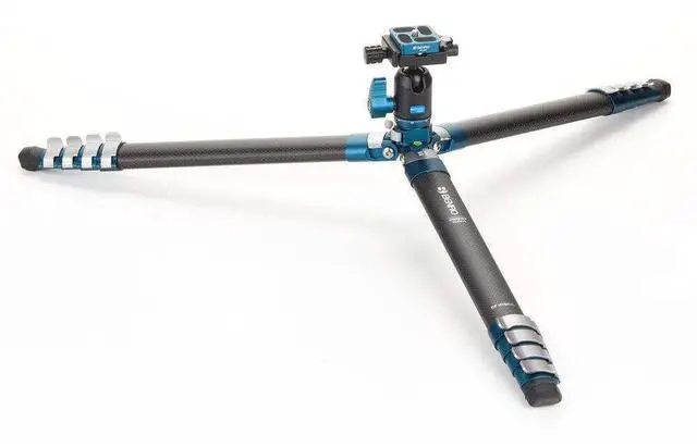 Alt view image 5 of 5 - Benro CyanBird Carbon/Aluminum 5 Section Tripod with N00P (TCBH15N00P)