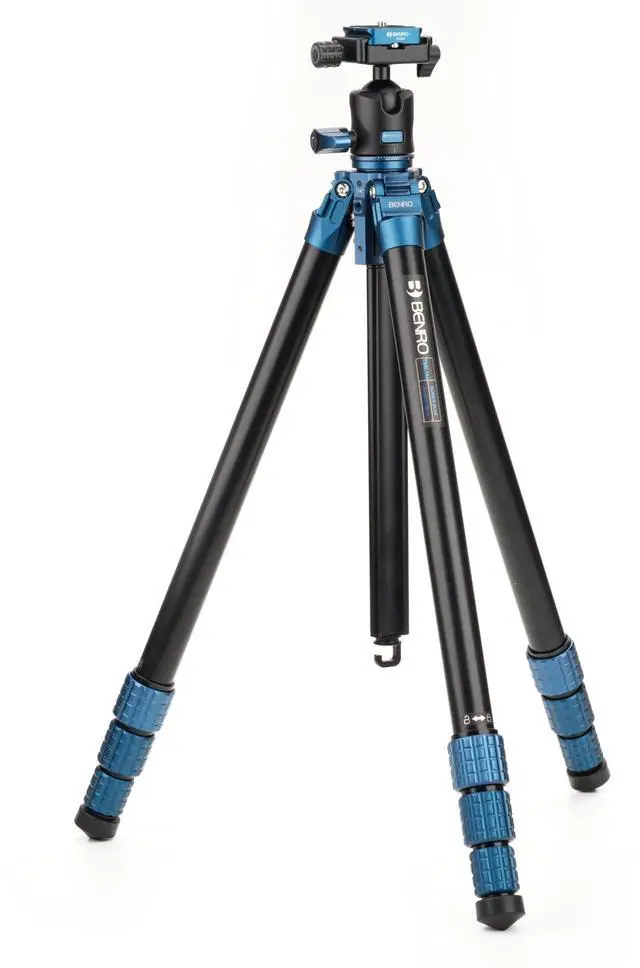 Main image of Benro Superslim 1.5 Series, 4 Section Aluminum Tripod with H0P Ballhead (TSSL18AH0P)