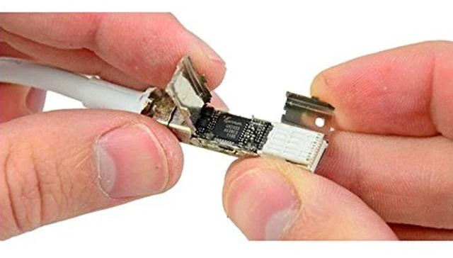 Alt view image 4 of 5 - chenyang Thunder-Bolt 2 Port to Thunder-Bolt 2 Male to Male Video Data Cable for Mac 2013 2014 2015 2.0M
