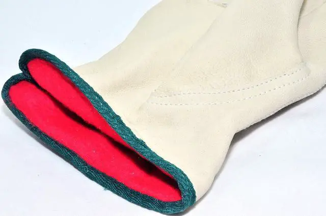 Alt view image 4 of 5 - G & F 6013M-3 Cold Weather Premium Genuine Grain Cowhide Leather Gloves with Red Fleece Lining (3 Pair), Winter Work Gloves, Driving Gloves, Men's Large