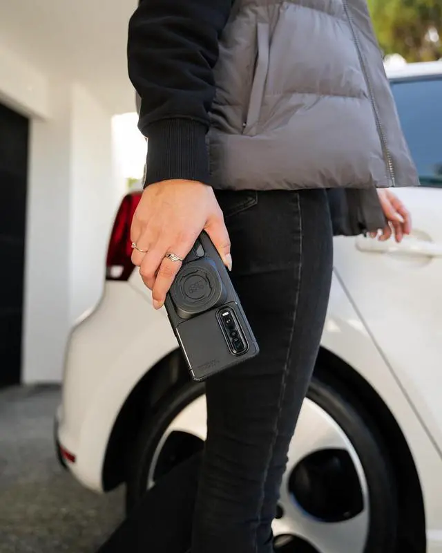 Alt view image 7 of 7 - Quad Lock MAG Universal Adaptor