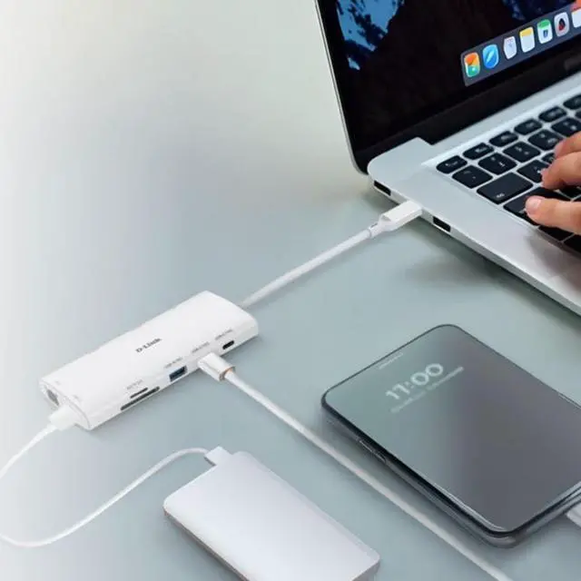 Alt view image 2 of 7 - D-Link 10-in-1 USB-C Hub (DUP-A01)