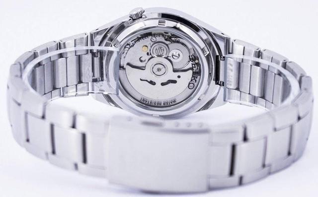 Alt view image 7 of 7 - Seiko 5 Automatic 21 Jewels SNK601 SNK601K1 SNK601K Men's Watch