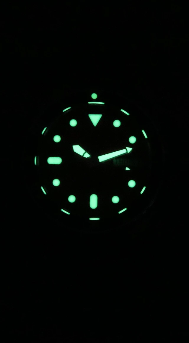 Alt view image 2 of 4 - Ratio FreeDiver Professional Orange Dial Quartz 200M Men's Watch 36JL140-ORG