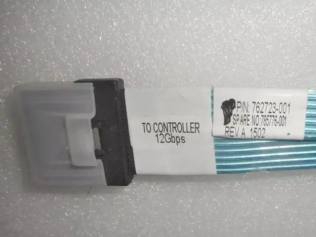 Alt view image 3 of 3 - HP 785776-001 Mini-SAS To Double Wide SAS Cable 762723-001