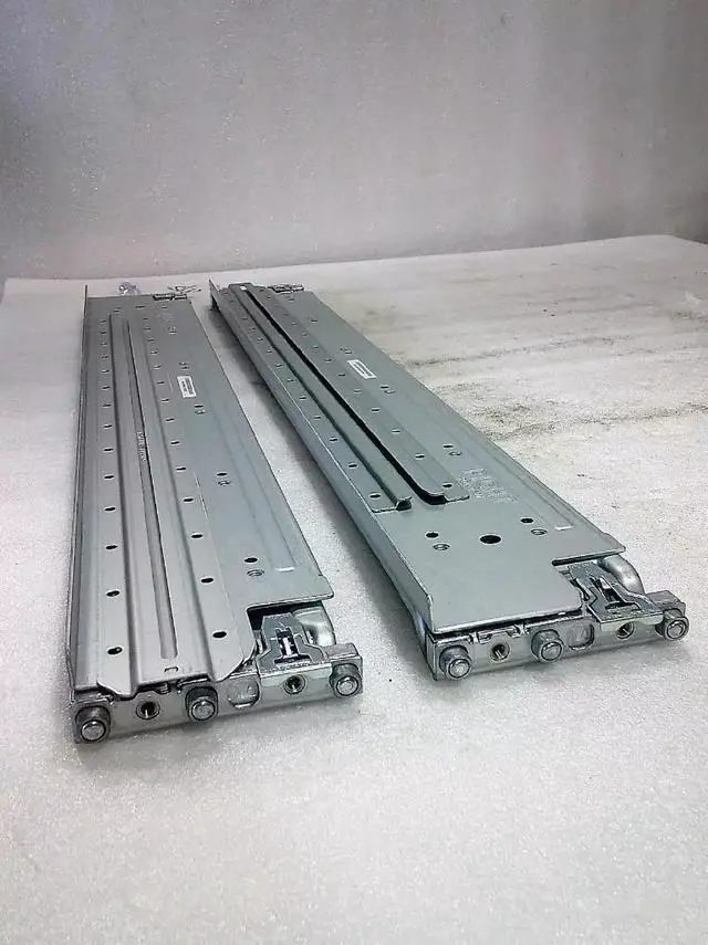 Alt view image 3 of 4 - HP P03158-002 SL6500 Gen10 4U Rackmount Rail Kit