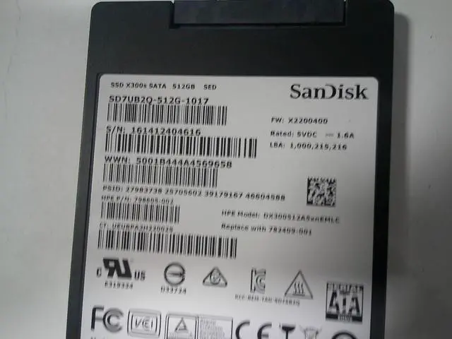 Alt view image 3 of 3 - HPE DX300512A5xnEMLC 512GB X300S 2.5" StoreServ SSD 782409-001