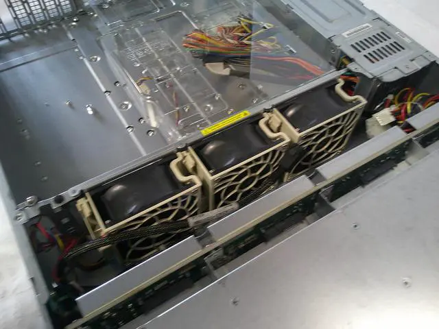 Alt view image 7 of 7 - SuperMicro CSE-826 2U 12-Bay 2.5" Server Chassis w/ BPN-SAS3-826EL1 Backplane Board