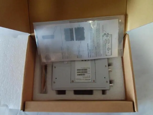 Alt view image 3 of 5 - Moxa V2201-E4-T (CUSTOM) DIN-Rail Computer Intel Atom E3845 4GB RAM 32GB SSD