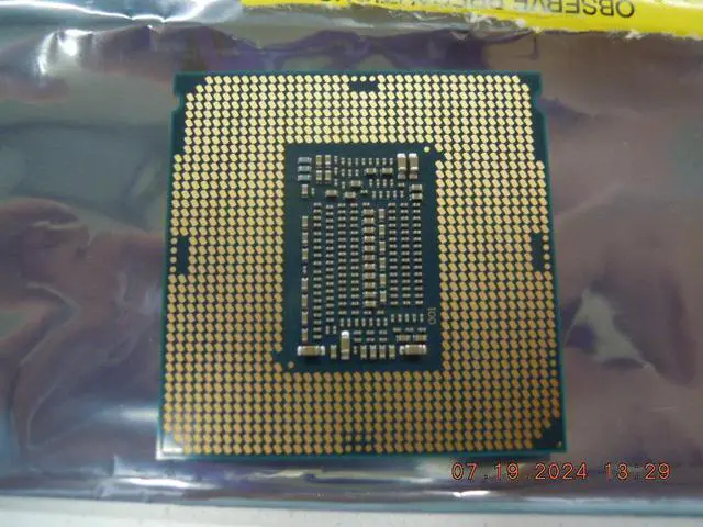 Alt view image 2 of 2 - i5-8400 Intel Core 2.8GHZ Socket LGA1151 6-CORE Desktop CPU Processor SR3QT Intel Core I3 I5 I7 LGA1151 Processors
