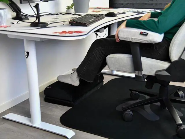 Alt view image 7 of 7 - Arozzi Footrest for Under-Desk Comfort and Healthy Position for your Feet While Gaming or Working for Long Hours - Black