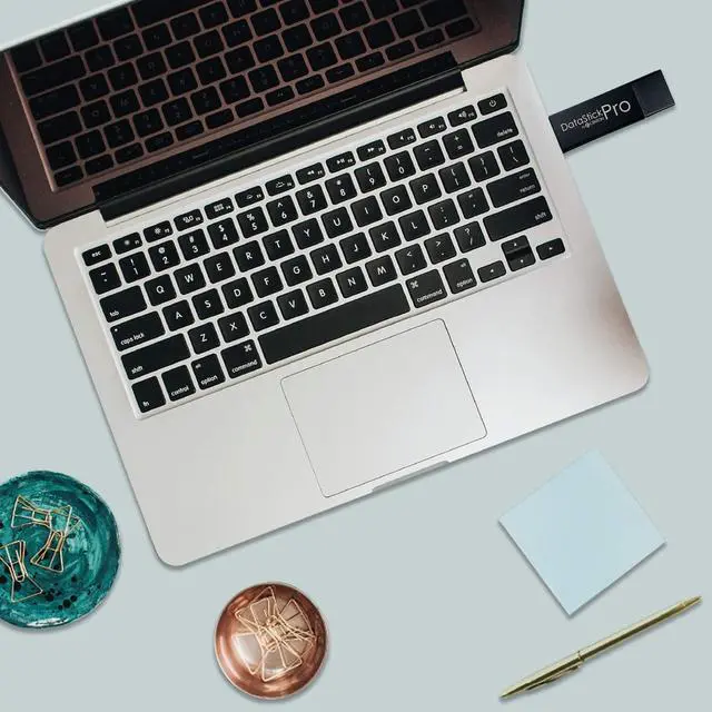 Alt view image 2 of 5 - Centon USB 3.0 Datastick Pro (Black),16GB 25 Pack