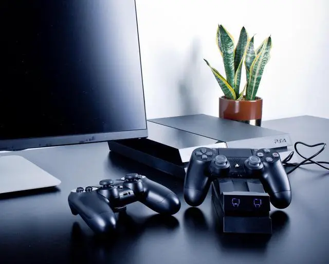 Alt view image 5 of 5 - Venom Gaming PlayStation 4 Twin Charge Docking Station - Black (PS4) VS2732