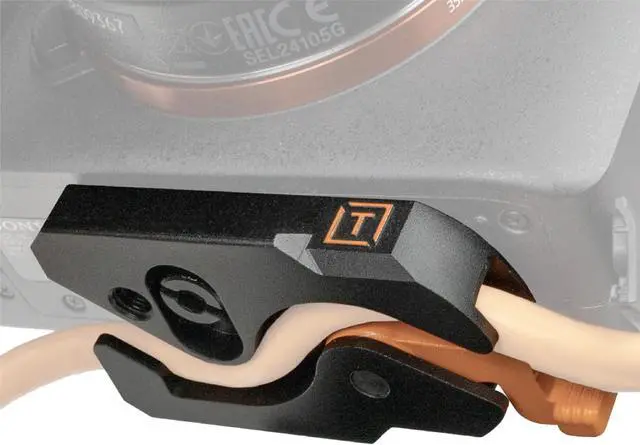 Alt view image 2 of 5 - TetherGuard LeverLock & Cable Kit, Dual USB-C Right Angle to USB-C, 15' (4.6m), High Vis. Orange