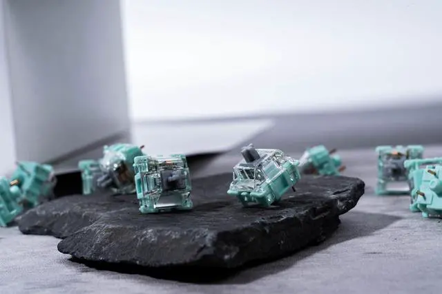 Alt view image 5 of 5 - DRAOZA Kutethy X GATERON JAED Series 3.0 Silver Switch,45gf Double Spring,3-Pin Pre Lubed RGB Linear Switches for MX Gaming Mechanical Keyboard (72PCS,Silver)