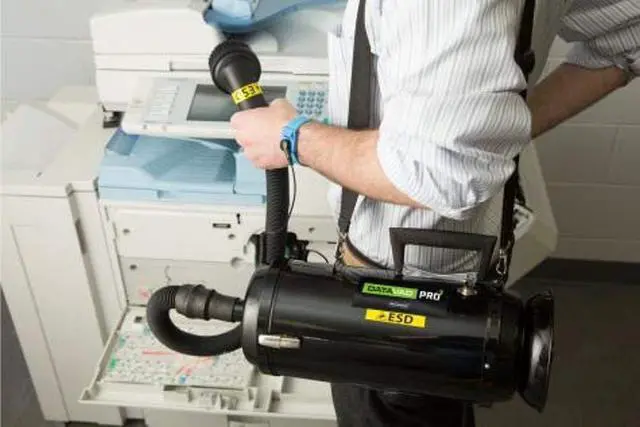 Alt view image 3 of 4 - MetroVac 117-117261 Model DV3ESD1 DataVac 3 ESD Safe 2-Speed Maintenance System,1.7 Peak HP Motor, 7.5 Amps, 900 Watts, 100 CFM Airflow, 4-Stage HEPA Filtration System, 80" of Water Lift, Anti-Static