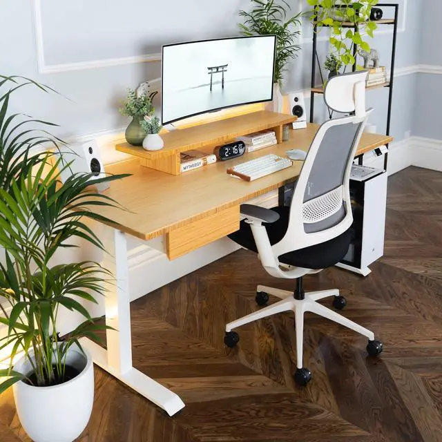 Alt view image 7 of 7 - Desky Pulse Supportive Desk Chair - White / Headrest