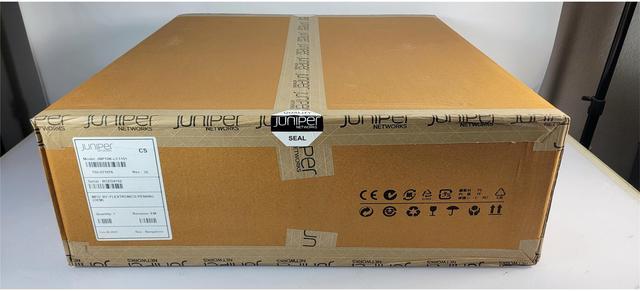 Main image of Juniper JNP10K-LC1101, 30x100GbE/30x40GbE line card