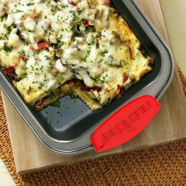 Alt view image 5 of 7 - NutriChef 6-Piece Non-Stick Carbon Steel Bakeware Set with Red Silicone Handles - Gray (NCSBS6S)