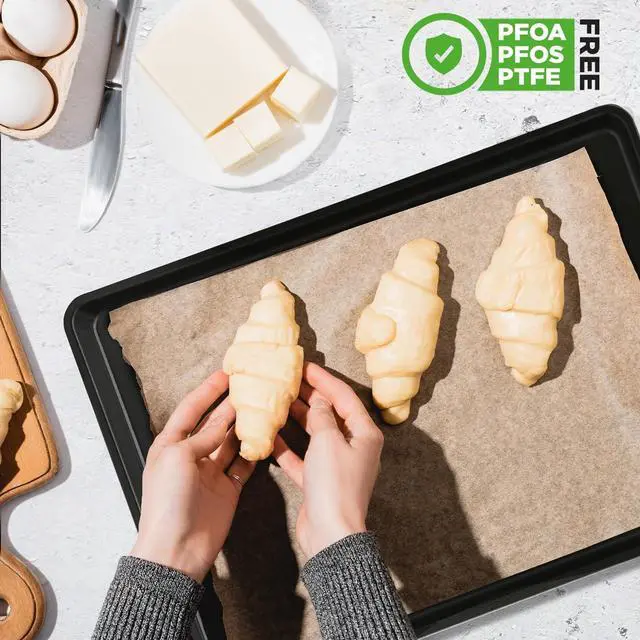 Alt view image 3 of 7 - NutriChef Non-Stick Mega Bake Pan  Metallic Coating, Dishwasher Safe - NCLGBLK1