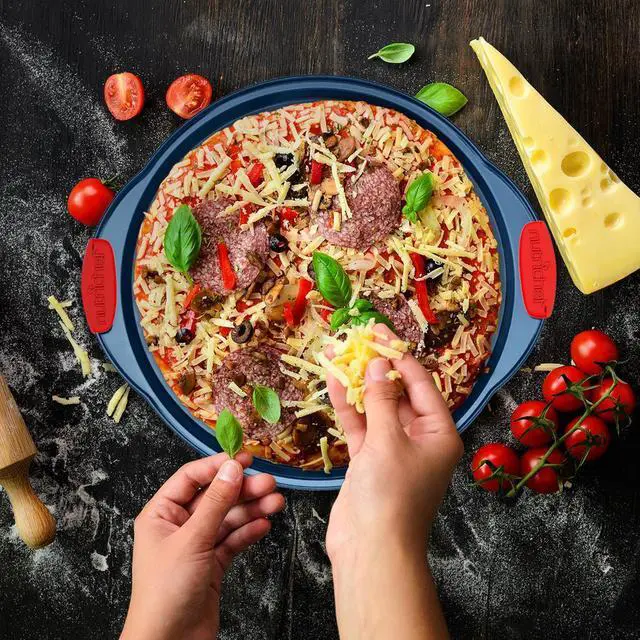 Alt view image 4 of 7 - NutriChef 8-Piece Nonstick Carbon Steel Bakeware Set with Red Silicone Handles, Professional Kitchen Oven Pans (Baking, Pizza, Loaf, Muffin, Cookie)