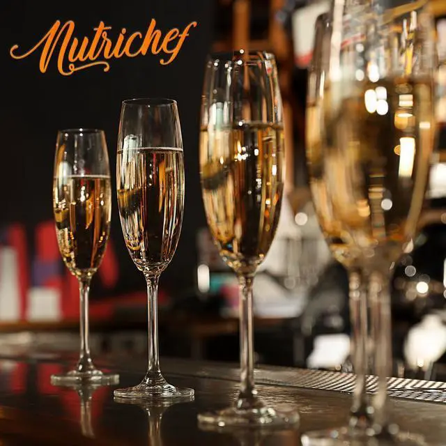 Alt view image 5 of 7 - NutriChef 7oz Crystal Hand-Blown Champagne Flutes 2pc Set - NGLCHA53