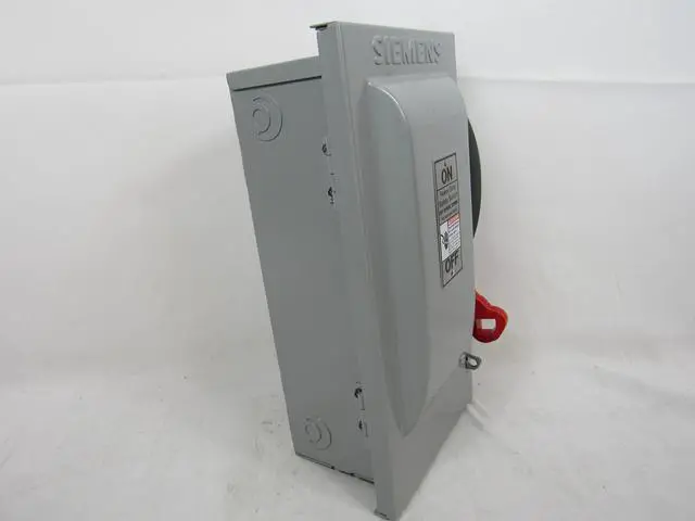 Alt view image 3 of 7 - Siemens HF361 30-Amp 3 Pole 600-volt 3 Wire Fused Heavy Duty Safety Switches