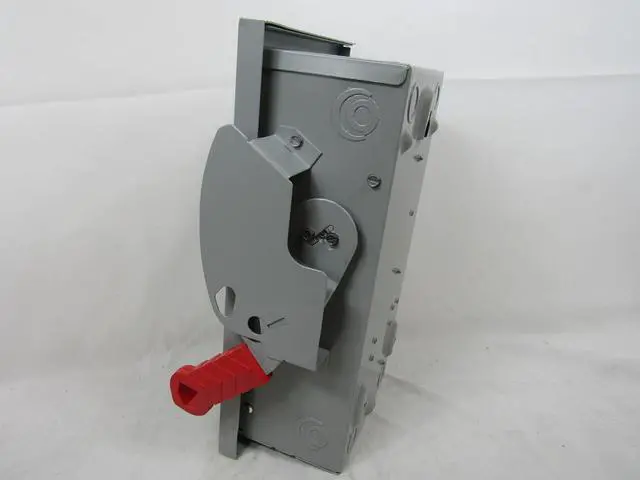 Alt view image 4 of 7 - Siemens HF361 30-Amp 3 Pole 600-volt 3 Wire Fused Heavy Duty Safety Switches