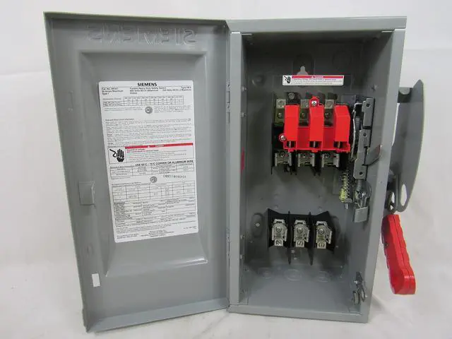 Alt view image 5 of 7 - Siemens HF361 30-Amp 3 Pole 600-volt 3 Wire Fused Heavy Duty Safety Switches