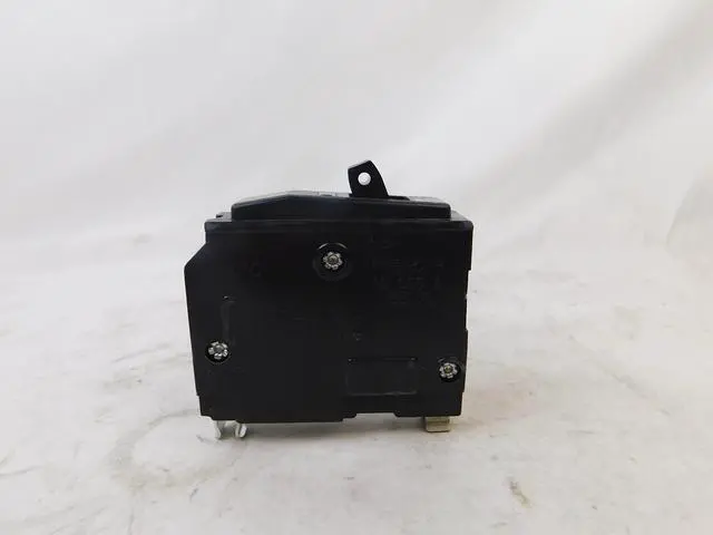 Alt view image 3 of 7 - Square D QO115 Miniature Circuit Breakers (MCBs)