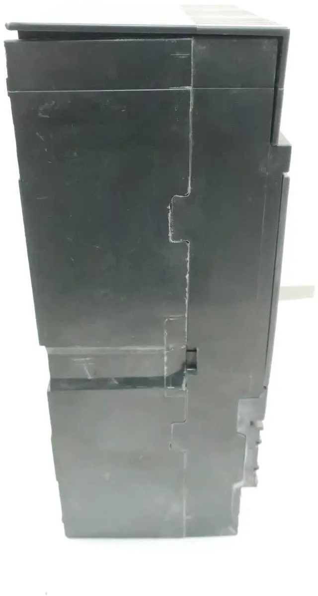 Alt view image 3 of 7 - GE SGPA36AT0400 Spectra RMS Molded CASE Circuit Breaker 150A Plug 3P 400A 600VAC