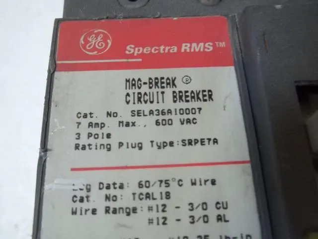 Alt view image 2 of 4 - Circuit Breaker, 3Pole, 7A, E, 600V