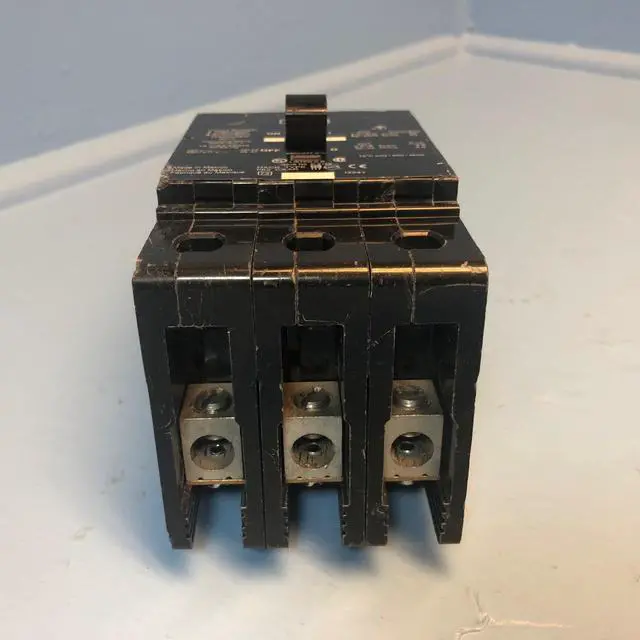 Alt view image 5 of 6 - EJB34060 Circuit Breaker 65K Rated, Square D