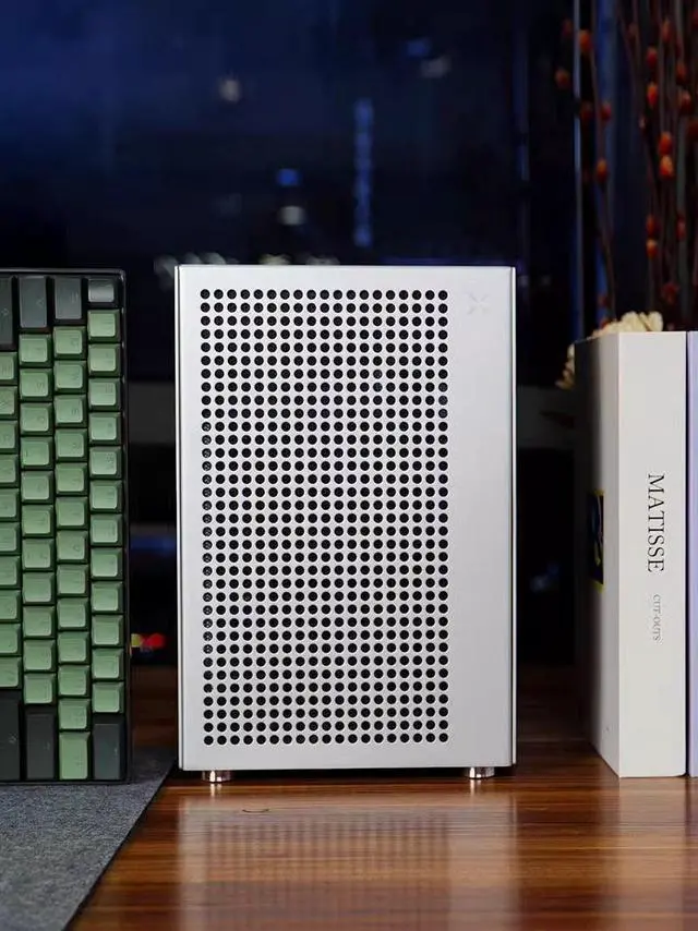 Alt view image 5 of 7 - Gintol zzaw C4P all aluminum alloy MATX motherboard small computer case ATX power supply 360 water-cooled gaming computer host desktop case shell
