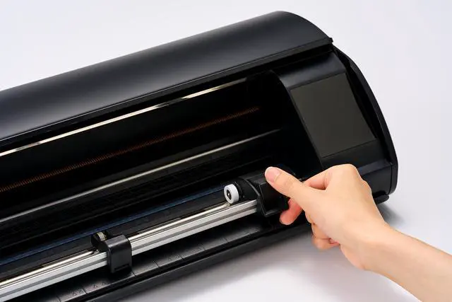 Alt view image 5 of 7 - Silhouette CAMEO5 (Alpha) PLUS 15" Smart Cutting Machine - Matte Black