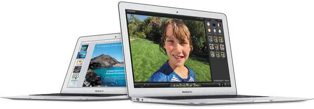 Alt view image 4 of 4 - Apple - C Grade - MacBook Air 13.3" - Intel Core i5-5250U - 4GB RAM - 128GB SSD - Silver - MJVE2LL/A