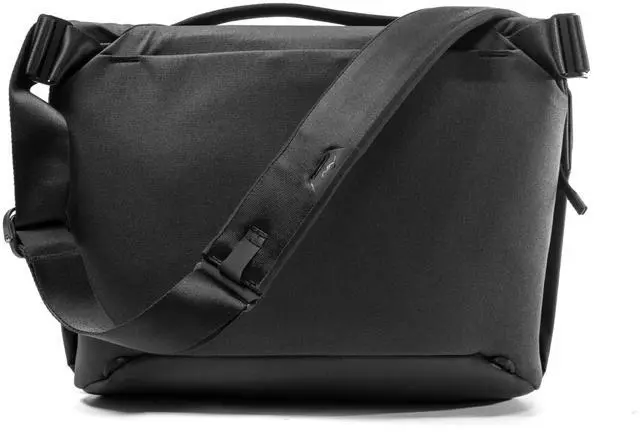 Alt view image 2 of 5 - Peak Design Everyday Messenger V3 13L Black, Travel or Photo Carry with Laptop Sleeve (BEDM-13-BK-3)