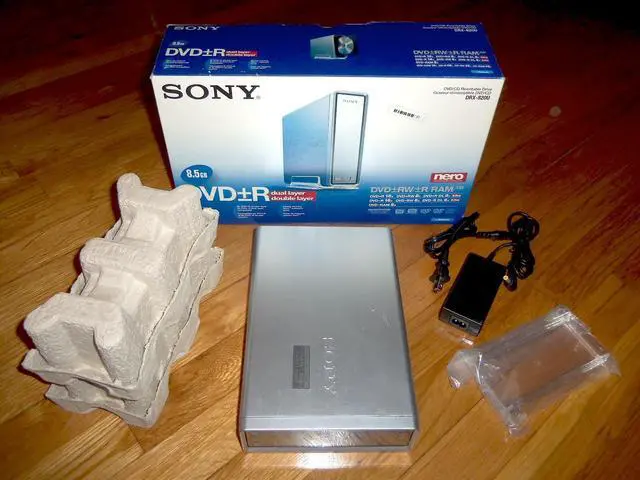 Alt view image 2 of 5 - Sony DRX820U External USB 2.0 DVD+R Double Layer/DVD+RW Drive