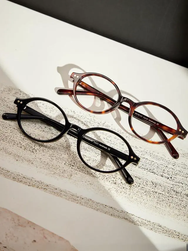 Alt view image 4 of 5 - Le Seven Optical Isla Glasses Tortoise