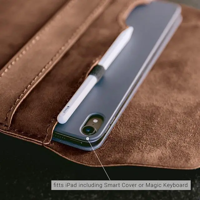 Alt view image 3 of 5 - Full-Grain Leather Sleeve for iPad A16, iPad (1-10) & iPad Air (1-5) - Handmade & Fair | Fernando by hecho.