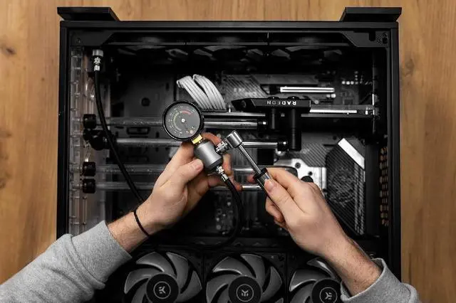 Alt view image 2 of 5 - EK Water Blocks 3831109848388 pièce et accessoire Pour systèmes de refroidissement d'ordinateurs Outil de contrôle d'