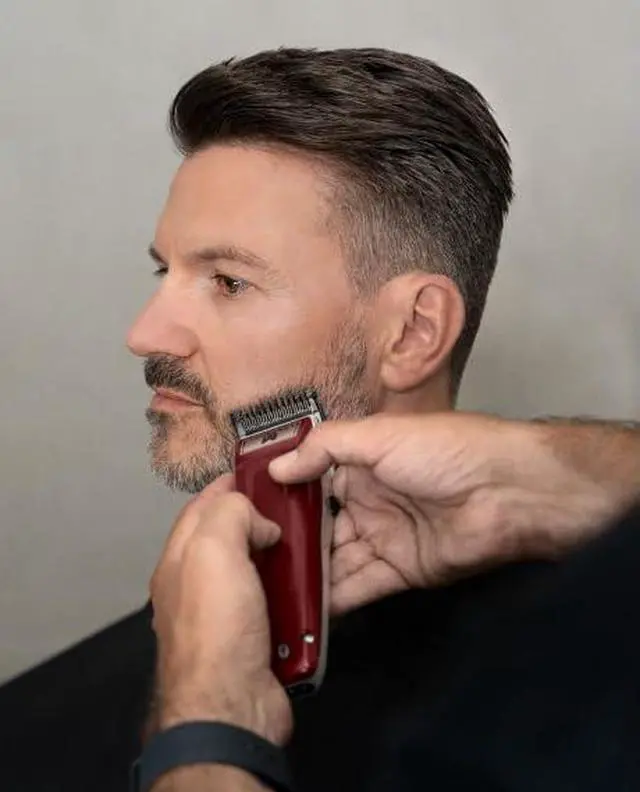 Alt view image 6 of 7 - Moser 1430-0050 Professional Cord/Cordless Hair and Beard Clipper