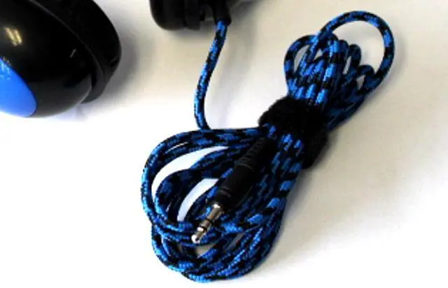 Alt view image 2 of 4 - Avid AE-35 Education Series Headphone (Blue)