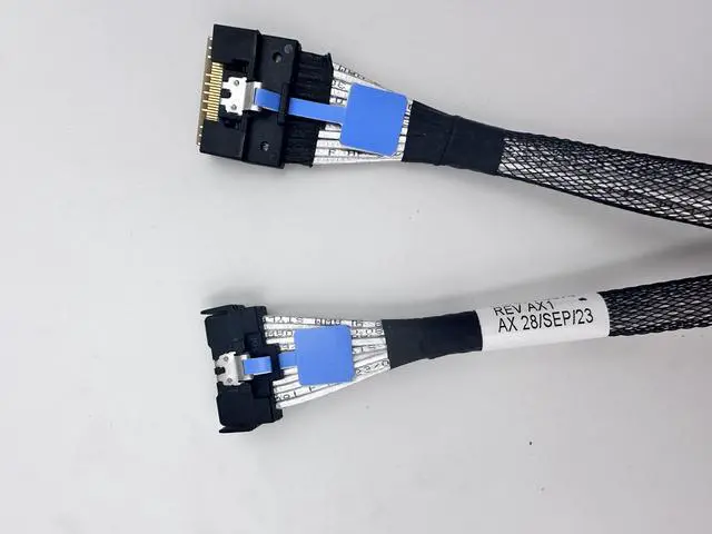 Alt view image 4 of 5 - eShinreal High Speed SAS SFF-8654 8i to MCIO 8i Cable